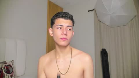 Nicolas online show from 11.18.25