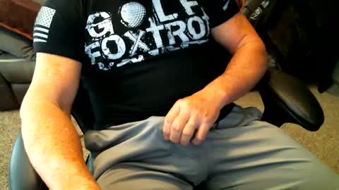 Snapshot of fitguy40 chatting on 03.07.25 fitguy40 online show from 03.07.25