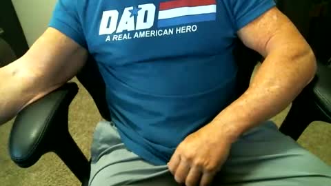 Snapshot of fitguy40 chatting on 01.12.26 fitguy40 online show from 01.12.26