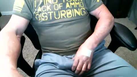 Snapshot of fitguy40 chatting on 02.02.26 fitguy40 online show from 02.02.26