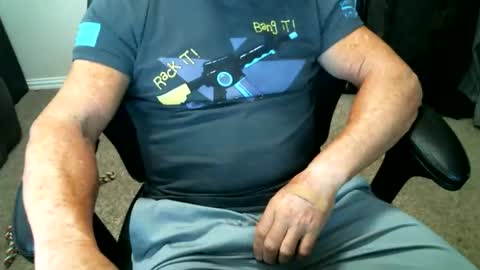 Snapshot of fitguy40 chatting on 03.01.26 fitguy40 online show from 03.01.26