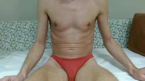 Snapshot of fithotguy90 chatting on 01.11.25 Luis online show from 01.11.25