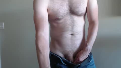 Snapshot of fithubby80 chatting on 11.06.25 fithubby80 online show from 11.06.25