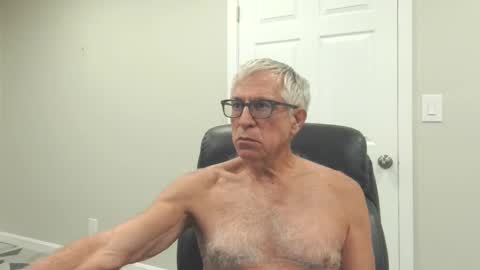 Snapshot of fitman999 chatting on 09.19.25 Jon online show from 09.19.25