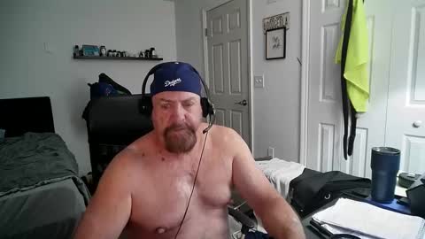 Snapshot of flaguy3233 chatting on 12.15.24 Florida guy online show from 12.15.24