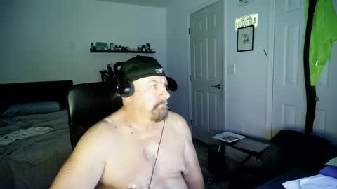 Snapshot of flaguy3233 chatting on 12.21.24 Florida guy online show from 12.21.24