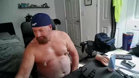 Snapshot of flaguy3233 chatting on 01.05.25 Florida guy online show from 01.05.25