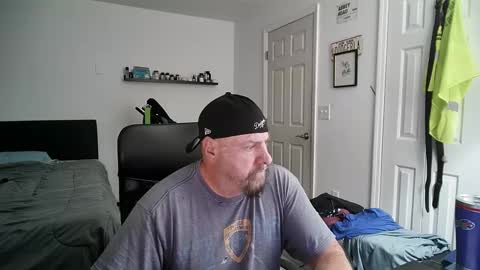 Snapshot of flaguy3233 chatting on 01.17.25 Florida guy online show from 01.17.25