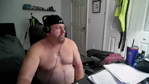 Snapshot of flaguy3233 chatting on 02.02.25 Florida guy online show from 02.02.25