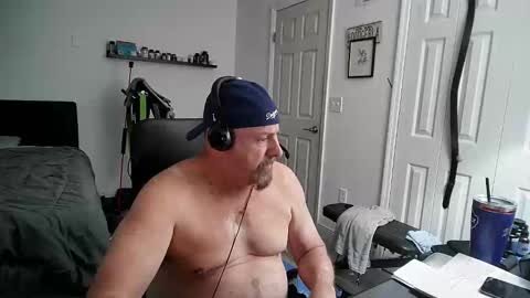Snapshot of flaguy3233 chatting on 02.08.25 Florida guy online show from 02.08.25