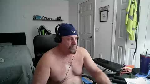 Snapshot of flaguy3233 chatting on 02.12.25 Florida guy online show from 02.12.25