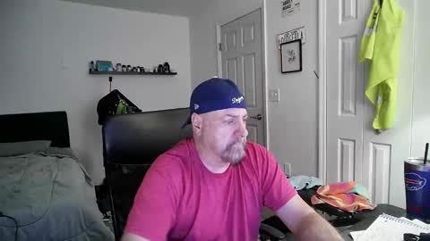 Snapshot of flaguy3233 chatting on 02.17.25 Florida guy online show from 02.17.25