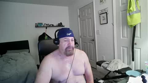 Snapshot of flaguy3233 chatting on 02.24.25 Florida guy online show from 02.24.25