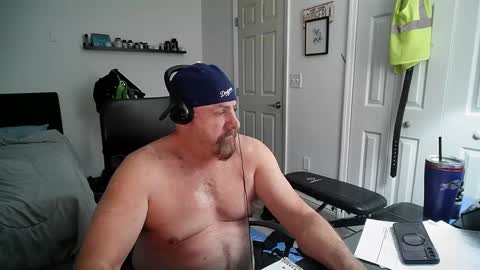 Snapshot of flaguy3233 chatting on 02.26.25 Florida guy online show from 02.26.25