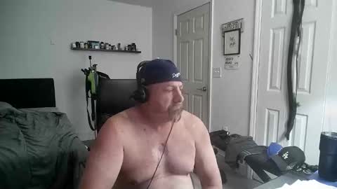 Snapshot of flaguy3233 chatting on 10.12.25 Florida guy online show from 10.12.25