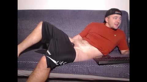 Snapshot of flamefury18 chatting on 09.24.25 Flamefury18 online show from 09.24.25