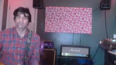 Snapshot of flanneldong chatting on 10.02.25 Flannel Dong online show from 10.02.25