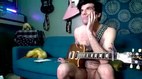 Snapshot of flanneldong chatting on 12.02.25 Flannel Dong online show from 12.02.25