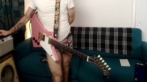 Snapshot of flanneldong chatting on 12.15.25 Flannel Dong online show from 12.15.25