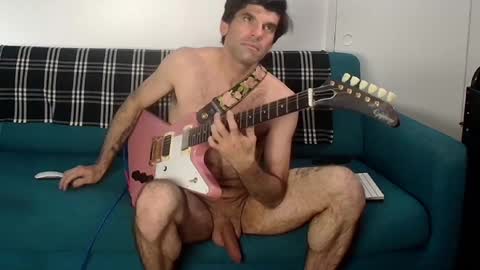 Snapshot of flanneldong chatting on 12.15.25 Flannel Dong online show from 12.15.25