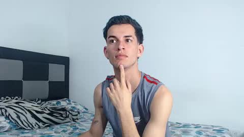 Snapshot of fleeting_love chatting on 12.21.25 Steven and Daniel online show from 12.21.25