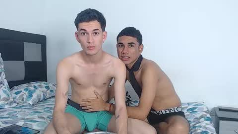 Snapshot of fleeting_love chatting on 12.23.25 Steven and Daniel online show from 12.23.25