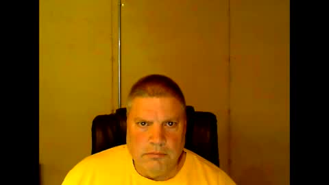 Snapshot of fletch32 chatting on 12.09.24 jd online show from 12.09.24