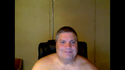 Snapshot of fletch32 chatting on 12.28.24 jd online show from 12.28.24