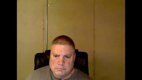 Snapshot of fletch32 chatting on 02.09.25 jd online show from 02.09.25