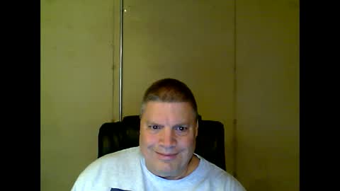 Snapshot of fletch32 chatting on 02.17.25 jd online show from 02.17.25