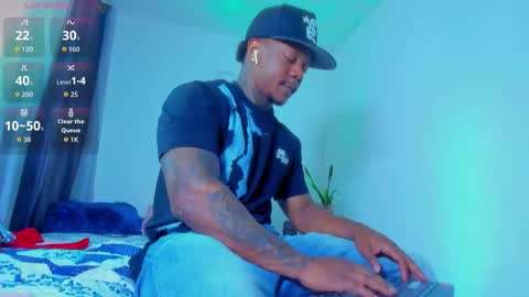 Flex Taylor  online show from 02.19.26