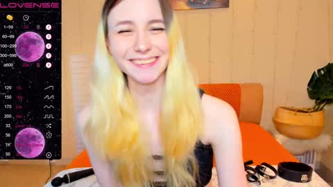 FlexiMona online show from 02.14.25