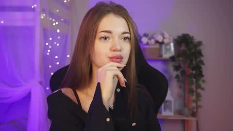 Flexyfoxy online show from 10.18.25