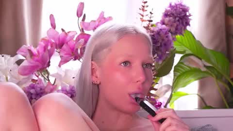 Snapshot of flexylover_ chatting on 12.15.25 Im nude naked fuck lovense online show from 12.15.25