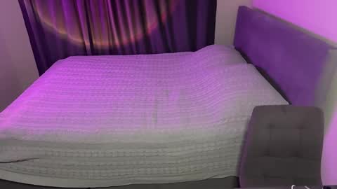 Snapshot of flikyy chatting on 11.26.25 flikyy online show from 11.26.25