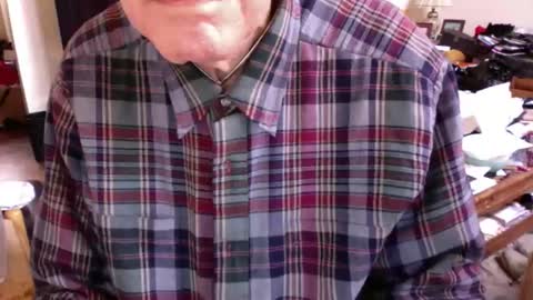 Snapshot of flip4u chatting on 10.25.25 flip4u online show from 10.25.25