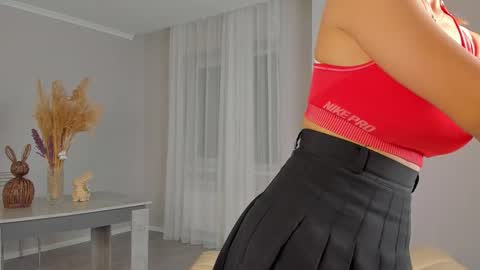 Snapshot of flirtbubble chatting on 09.30.25 Doloras online show from 09.30.25