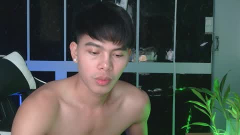 Snapshot of flirtfactorx chatting on 12.05.25 flirtfactorx online show from 12.05.25