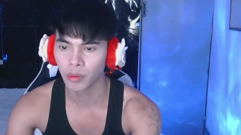 Snapshot of flirtfactorx chatting on 12.18.25 flirtfactorx online show from 12.18.25