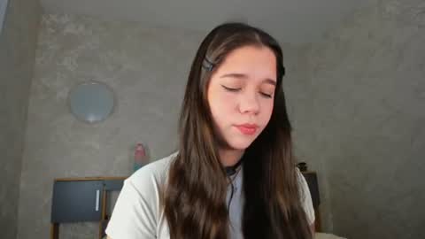 Emely  online show from 08.10.26