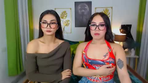 Snapshot of flirtymarga chatting on 09.26.25 Marga online show from 09.26.25