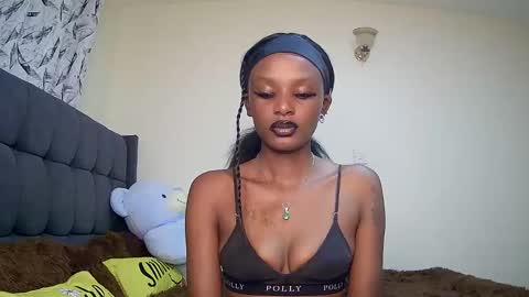 Snapshot of flirtyy_sheery chatting on 12.09.24 sheery online show from 12.09.24