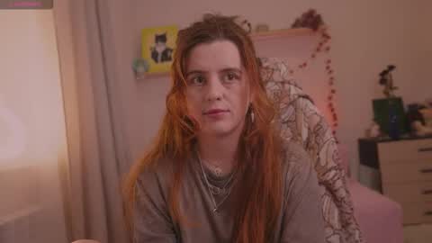 Snapshot of flonodo chatting on 11.28.25 Eliza online show from 11.28.25