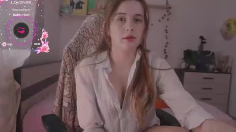 Snapshot of flonodo chatting on 02.18.26 Eliza online show from 02.18.26