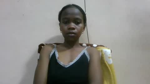flora48230522373 online show from 05.19.26