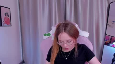 hey there guys im Flora no not the one from WInx. But I love magical stuff and especially I love nature. I dont know I thin online show from 05.08.26