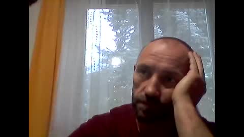 Snapshot of florekmilan chatting on 11.26.25 florekmilan online show from 11.26.25