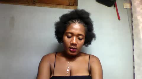 florencia011 online show from 02.13.25