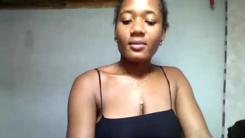 florencia011 online show from 02.14.25