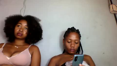 florencia011 online show from 02.18.25